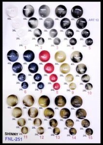 Polyesterknappar – art. 13: FNL-251